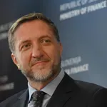 Po ločitvi znova zaljubljen?! Klemen Boštjančič ujet v družbi postavne temnolaske, gre za uspešno Slovenko (FOTO)