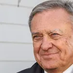 Zoran Janković ne skriva ničesar več: zdaj je razkril, kdo mu v resnici dela družbo na domačem kavču