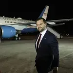 Američki potpredsjednik: "Prvi iranski prijedlog pisao je Chat GPT, bacili smo ga u smeće"