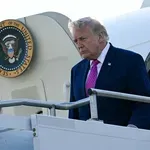 Golema flota tankera plovi prema SAD-u, Trump poslao poruku usred pregovora: "Dolaze po najbolju i najslađu naftu"