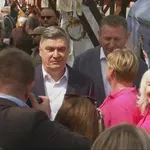 "Dobro je, ima li šećera?": Pogledajte što je sve Milanović kušao u Koprivnici i koja to koka košta čak 100 eura