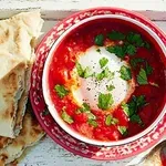 Najlakši način za pripremu shakshuke, možete napraviti i samo jednu porciju – u šalici