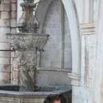 Kako izgleda Gibonnijeva supruga? Njihova priča počela je u mlađim danima