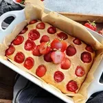 Iskoristite sezonu: Ovaj brzi kolač s jagodama obožavat će i djeca i odrasli