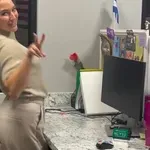 Skeč o generacijskom jazu nasmijao gledatelje, viđate li slično na radnom mjestu?