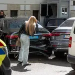 FOTO Krkljanac pred Ministarstvom: Vozač se Audijem zabio u automobile