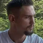 FOTO Trojica ubijenih muškaraca nađena u stanu u Podgorici: Ovo je osumnjičeni, traje velika potraga