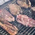 Kako ispeći savršenu vratinu? Savjeti uz koje se skromni komad mesa pretvara u poslasticu