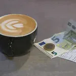 Hrvati lani ostavili milijune eura napojnica, ali petina ide državi: "Konobari su zadovoljni, ali porez..."