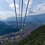 Prva žičara na svijetu: U kabinama teškim 200 kilograma prevozila je putnike iz grada u planine