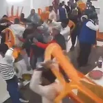 VIDEO Makljaža na svadbi: Na stolu ponestalo slastica, pa poletjele i stolice