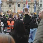 Peticija protiv molitelja prikupila 50 tisuća potpisa: "Gazio je ruže jer misli da je to normalno u našem društvu!"