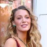 Dva toliko dobra izdanja Blake Lively da je teško odlučiti koje je bolje. Cipele su - wow