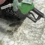 Prizor na benzinskoj pumpi iznenadio vozače, nisu bili spremni za takvu hladnoću