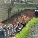 VIDEO Urušio se kanal, brodovi zaglavili na rubu: "Probudili su nas snažni udarci, stvari su klizile"