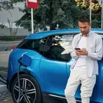 Njemački ministar upozorava proizvođače automobila: Budućnost mobilnosti je električna