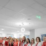 Dan crvenih haljina podsjeća nas kako i dalje zanemarujemo moždane udare kod žena: evo što kaže stručnjakinja