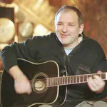 Kad zasvira taj refren... 10 klasika po kojima će generacije pamtiti Đorđa Balaševića