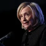 Clinton zbog Epsteina pred kongresnim odborom: Svjedočenje dramatično prekinuto zbog fotografija