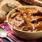 Fini gulaš: Ručak koji se "sam kuha" dok vi obavljate što treba po kući