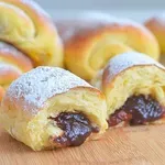 Isprobale smo puno recepata, ali samo se njemu vraćamo: Recept za najfinije buhtle iz kojih nadjev ne curi