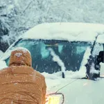 Led i snijeg okovali susjedstvo! Proglašeno je izvanredno stanje: Brojna kućanstva bez struje, evakuirali stanovnike