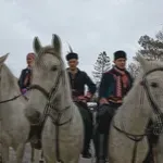 Stotinu konjanika čuva šokačku tradiciju: "Kad progutaš dlaku, veza je beskonačna"