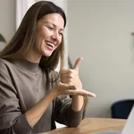 Predstavljena besplatna aplikacija za učenje znakovnog jezika