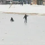 Službe upozoravaju, a oni ne žele odustati od klizanja: "Vrijedno mi je rizika"