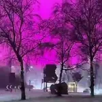 Ružičasto nebo iznad Birminghama zaintrigiralo teoretičare zavjera, no postoji objašnjenje