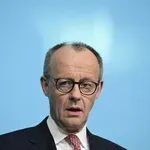 Policija spriječila napad na zrakoplov njemačkog kancelara