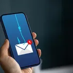 Internetske prijevare postaju sve kreativnije: 78-godišnjakinja uplatila za "privatni koncert" poznatog glazbenika