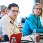 Objavljene liste autora s najviše prodanih tekstova u 2025. godini