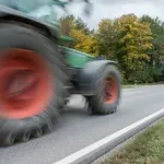 Teška nesreća kod Drniša: Žena pala s blatobrana, pregazio je traktor