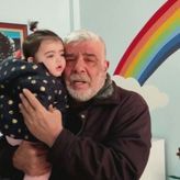 VIDEO Emotivni susret djeda i unuke tri tjedna nakon potresa: "Ja sam jedini koji joj je ostao"