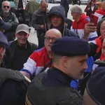 "Znamo gdje živiš!" Desni ekstremisti zastrašuju neistomišljenike na kućnim pragovima, a sustav ih ne zaustavlja