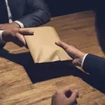 Pokrenuta istraga: Carinik uzeo 5000 eura mita kako bi prikrio nezakonitosti u poslovanju tvrtke