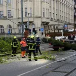 Vatrogasci objavili koliko su imali intervencija zbog nevremena: "Sve raspoložive ekipe su na terenu"