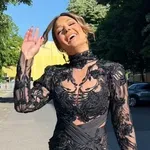 Sandra Elkasević: "Filmska" haljina s golim bokovima u kojoj se žena osjeća poput najveće dive