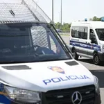 Taksist pokupio putnika, a onda je nastao kaos: Počeo je pucati iz auta, ali tu nije bio kraj