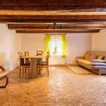 Autentičan seoski mir s pogledom na planinu: Topla baza za istraživanje Velebita