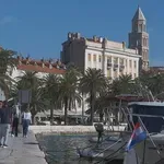 Ostvaruju gotovo polovicu svih noćenja, ali u ključnim odlukama nemaju pravo glasa: "Vlada njihove zahtjeve stalno uvažava, a naš niti jedan"