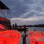 FOTO Stotine lampiona osvijetlilo Dunav: Spomen poginulima i nestalima