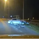 VIDEO Na raskrižju prije Domovinskog mosta skršio se bijeli Mercedes