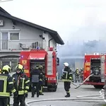 Ugašen požar skladišta u Sesvetama