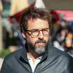 Filip Juričić iznenadio pojavom na špici: Rijedak izlazak i novi modni detalj svi komentiraju!