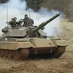Rusi uničili še en slovenski tank M-55S, podarjen kijevskemu režimu, razstrelil ga je poceni dron