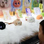 Pogovarjajo se z otroki: Igrače z umetno inteligenco se že selijo v otroške sobe na Kitajskem!