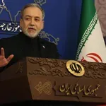 Iranska delegacija pod vodstvom zunanjega ministra je prispela v Islamabad na pogovore