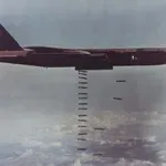 Po 13.000 napadih – slepa ulica: Ali sledi ameriška kopenska operacija v Iranu?